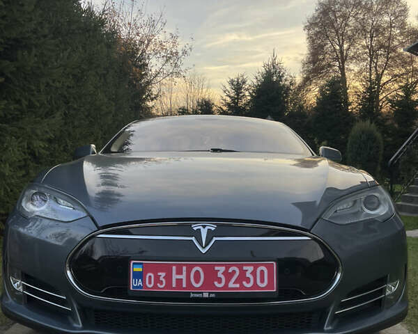 Сірий Тесла Модель С, об'ємом двигуна 0 л та пробігом 172 тис. км за 13500 $, фото 1 на Automoto.ua