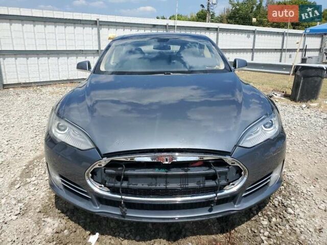 Сірий Тесла Модель С, об'ємом двигуна 0 л та пробігом 155 тис. км за 5499 $, фото 3 на Automoto.ua