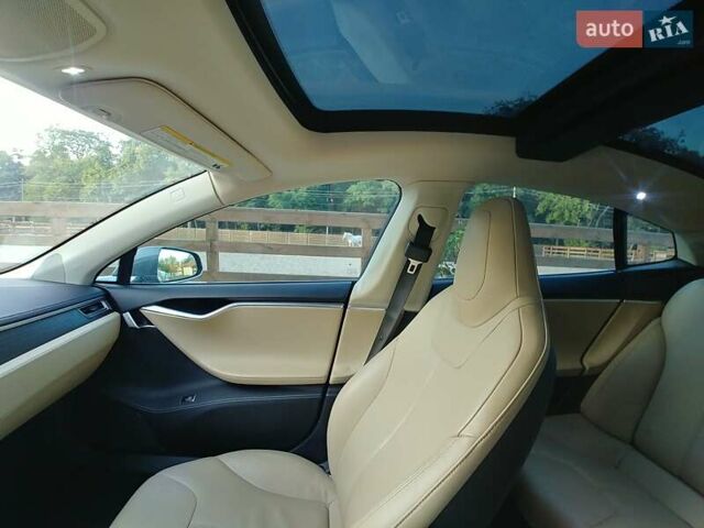 Серый Тесла Модель С, объемом двигателя 0 л и пробегом 99 тыс. км за 15000 $, фото 18 на Automoto.ua