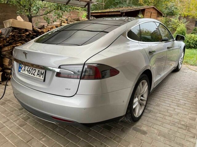 Сірий Тесла Модель С, об'ємом двигуна 0 л та пробігом 185 тис. км за 12500 $, фото 3 на Automoto.ua