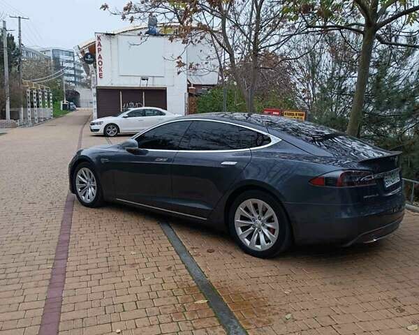 Серый Тесла Модель С, объемом двигателя 0 л и пробегом 253 тыс. км за 14800 $, фото 4 на Automoto.ua