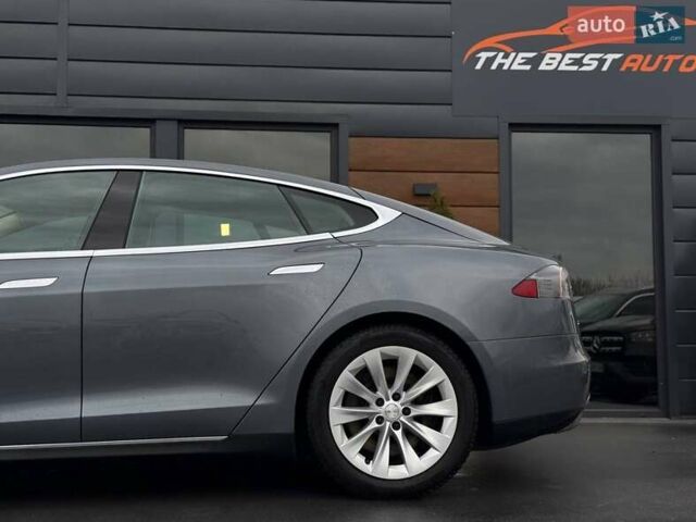 Серый Тесла Модель С, объемом двигателя 0 л и пробегом 200 тыс. км за 14900 $, фото 7 на Automoto.ua