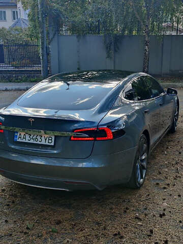 Серый Тесла Модель С, объемом двигателя 0 л и пробегом 115 тыс. км за 15000 $, фото 22 на Automoto.ua