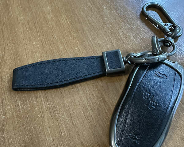 Тесла Модель С 2014 в Вышгороде на Automoto.ua Серый Тесла Модель С, объемом двигателя 0 л и пробегом 202 тыс. км за 19000 $, фото 17 на Automoto.ua