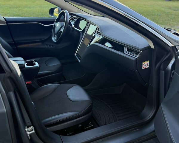 Сірий Тесла Модель С, об'ємом двигуна 0 л та пробігом 217 тис. км за 12700 $, фото 8 на Automoto.ua