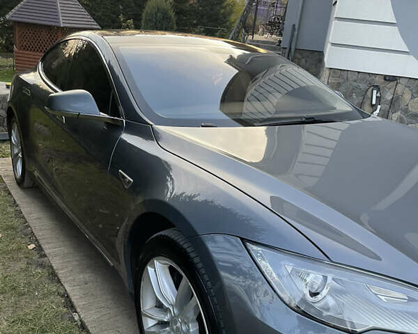 Сірий Тесла Модель С, об'ємом двигуна 0 л та пробігом 172 тис. км за 13500 $, фото 3 на Automoto.ua