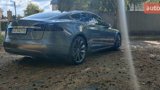 Серый Тесла Модель С, объемом двигателя 0 л и пробегом 115 тыс. км за 15000 $, фото 15 на Automoto.ua