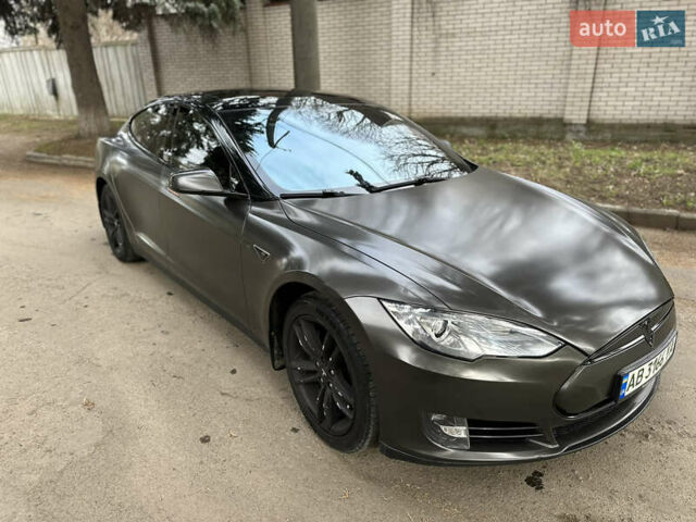 Серый Тесла Модель С, объемом двигателя 0 л и пробегом 224 тыс. км за 15400 $, фото 23 на Automoto.ua