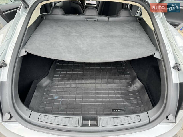 Сірий Тесла Модель С, об'ємом двигуна 0 л та пробігом 275 тис. км за 13000 $, фото 33 на Automoto.ua