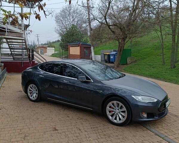 Серый Тесла Модель С, объемом двигателя 0 л и пробегом 253 тыс. км за 14800 $, фото 5 на Automoto.ua