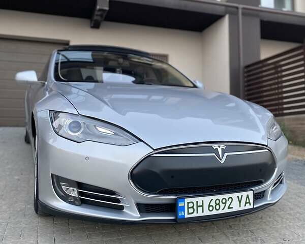 Сірий Тесла Модель С, об'ємом двигуна 0 л та пробігом 190 тис. км за 13900 $, фото 7 на Automoto.ua