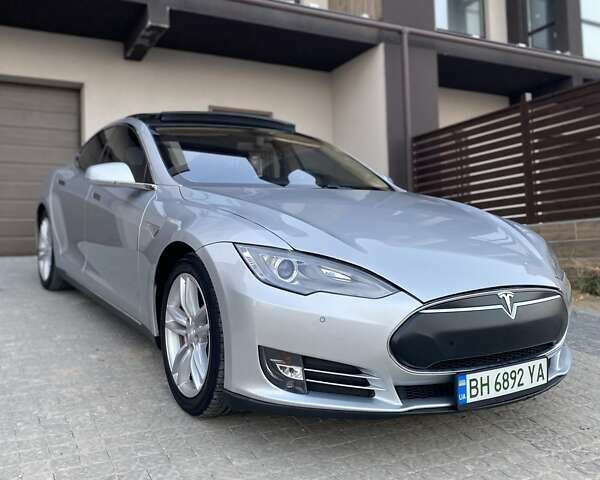 Сірий Тесла Модель С, об'ємом двигуна 0 л та пробігом 190 тис. км за 13900 $, фото 8 на Automoto.ua