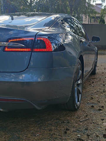 Серый Тесла Модель С, объемом двигателя 0 л и пробегом 115 тыс. км за 15000 $, фото 24 на Automoto.ua