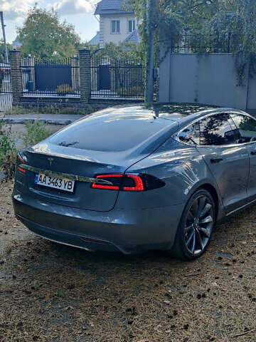 Серый Тесла Модель С, объемом двигателя 0 л и пробегом 115 тыс. км за 15000 $, фото 20 на Automoto.ua