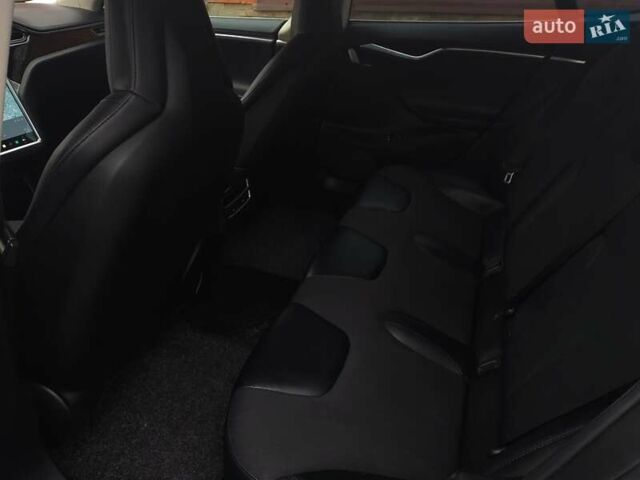 Серый Тесла Модель С, объемом двигателя 0 л и пробегом 180 тыс. км за 10999 $, фото 15 на Automoto.ua