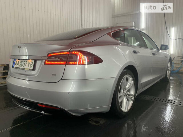 Сірий Тесла Модель С, об'ємом двигуна 0 л та пробігом 170 тис. км за 18500 $, фото 3 на Automoto.ua