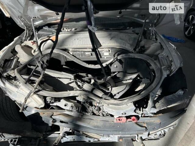 Сірий Тесла Модель С, об'ємом двигуна 0 л та пробігом 136 тис. км за 6950 $, фото 22 на Automoto.ua