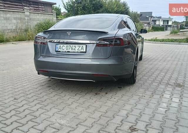 Серый Тесла Модель С, объемом двигателя 0 л и пробегом 250 тыс. км за 13900 $, фото 3 на Automoto.ua