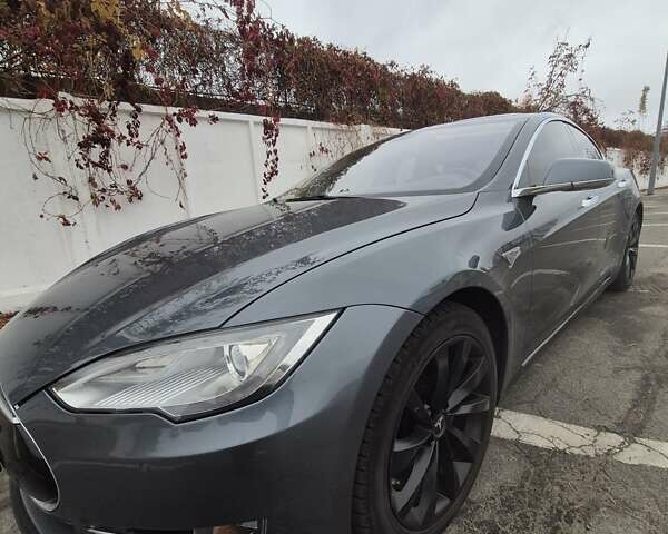 Сірий Тесла Модель С, об'ємом двигуна 0 л та пробігом 180 тис. км за 16000 $, фото 1 на Automoto.ua