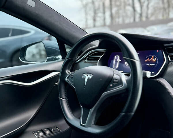 Серый Тесла Модель С, объемом двигателя 0 л и пробегом 287 тыс. км за 13700 $, фото 28 на Automoto.ua