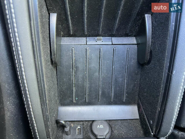 Тесла Модель С 2014 в Вышгороде на Automoto.ua Серый Тесла Модель С, объемом двигателя 0 л и пробегом 202 тыс. км за 19000 $, фото 15 на Automoto.ua