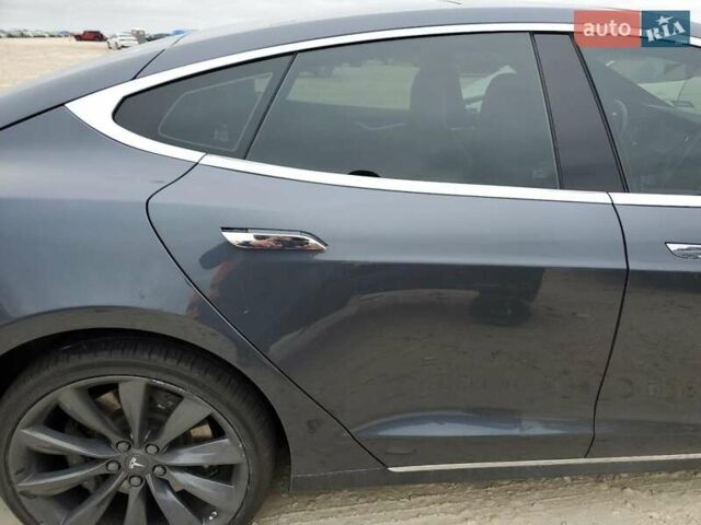 Сірий Тесла Модель С, об'ємом двигуна 0 л та пробігом 145 тис. км за 2100 $, фото 9 на Automoto.ua