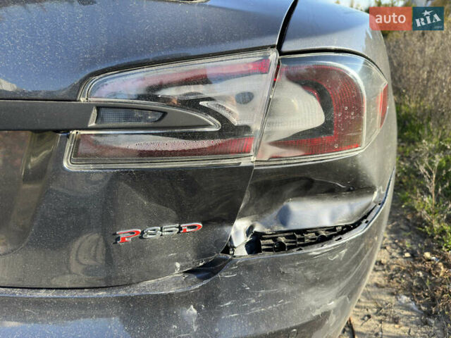 Тесла Модель С 2014 в Вышгороде на Automoto.ua Серый Тесла Модель С, объемом двигателя 0 л и пробегом 202 тыс. км за 19000 $, фото 9 на Automoto.ua