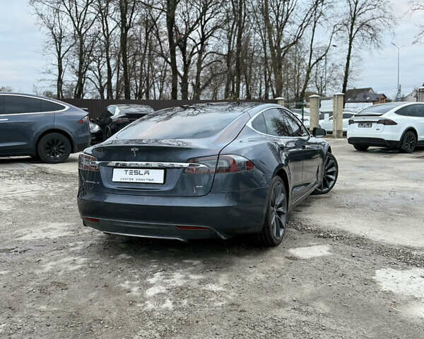 Серый Тесла Модель С, объемом двигателя 0 л и пробегом 287 тыс. км за 13700 $, фото 17 на Automoto.ua