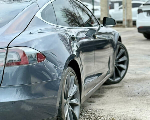 Серый Тесла Модель С, объемом двигателя 0 л и пробегом 287 тыс. км за 13700 $, фото 18 на Automoto.ua