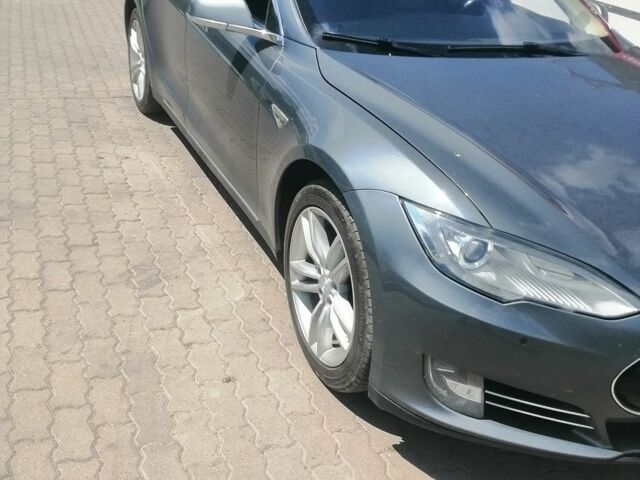 Сірий Тесла Модель С, об'ємом двигуна 0 л та пробігом 285 тис. км за 14000 $, фото 7 на Automoto.ua