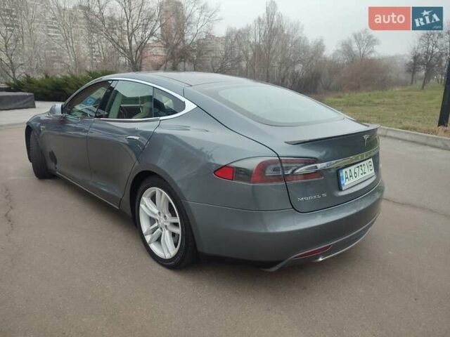 Серый Тесла Модель С, объемом двигателя 0 л и пробегом 180 тыс. км за 11450 $, фото 11 на Automoto.ua