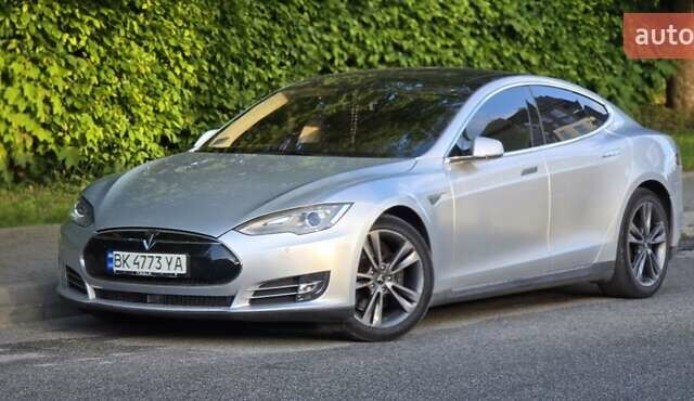 Сірий Тесла Модель С, об'ємом двигуна 0 л та пробігом 200 тис. км за 19200 $, фото 8 на Automoto.ua