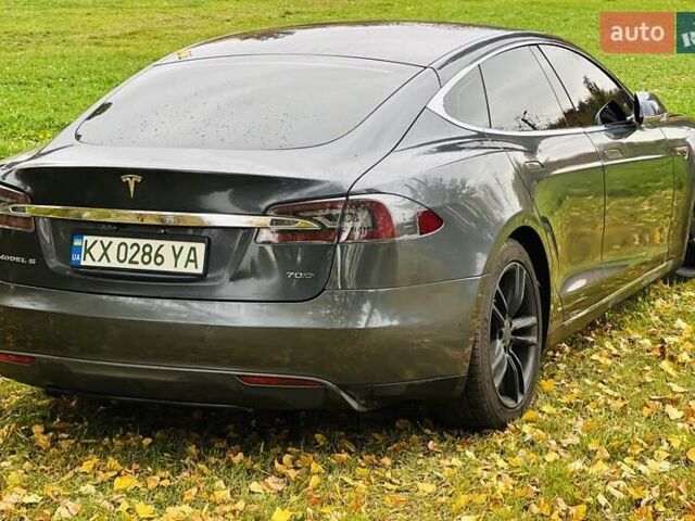 Сірий Тесла Модель С, об'ємом двигуна 0 л та пробігом 162 тис. км за 13500 $, фото 4 на Automoto.ua