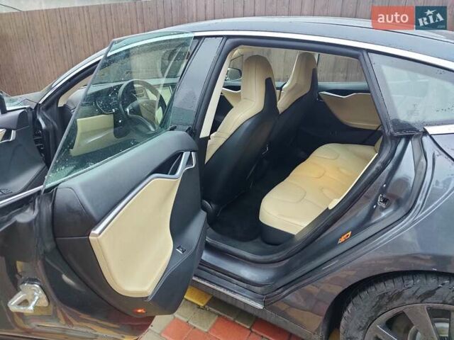 Сірий Тесла Модель С, об'ємом двигуна 0 л та пробігом 222 тис. км за 12700 $, фото 10 на Automoto.ua