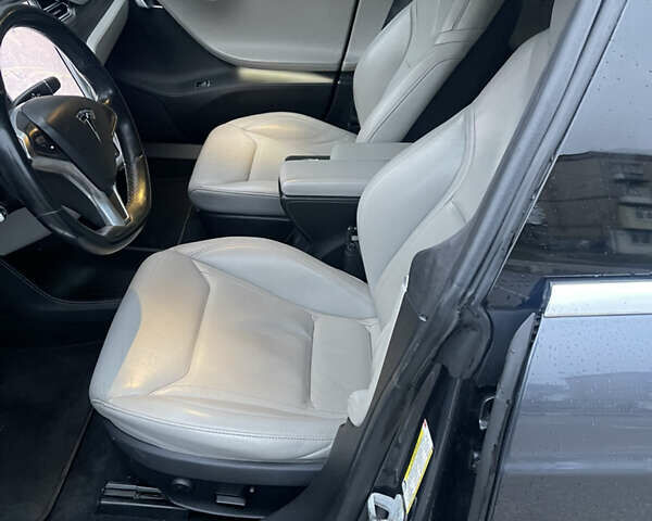 Сірий Тесла Модель С, об'ємом двигуна 0 л та пробігом 260 тис. км за 14500 $, фото 8 на Automoto.ua