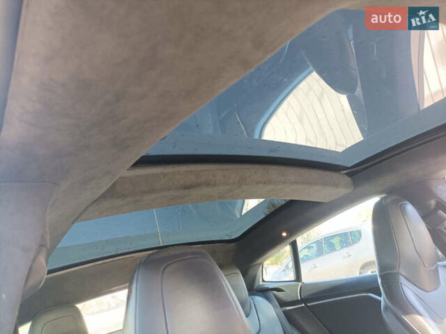 Тесла Модель С 2015 у Львові на Automoto.ua Сірий Тесла Модель С, об'ємом двигуна 0 л та пробігом 200 тис. км за 13799 $, фото 10 на Automoto.ua