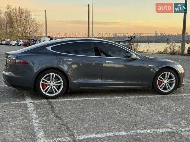 Сірий Тесла Модель С, об'ємом двигуна 0 л та пробігом 331 тис. км за 14999 $, фото 2 на Automoto.ua