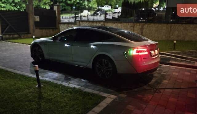 Сірий Тесла Модель С, об'ємом двигуна 0 л та пробігом 200 тис. км за 19200 $, фото 21 на Automoto.ua