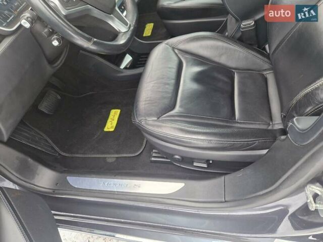 Сірий Тесла Модель С, об'ємом двигуна 0 л та пробігом 74 тис. км за 15499 $, фото 10 на Automoto.ua