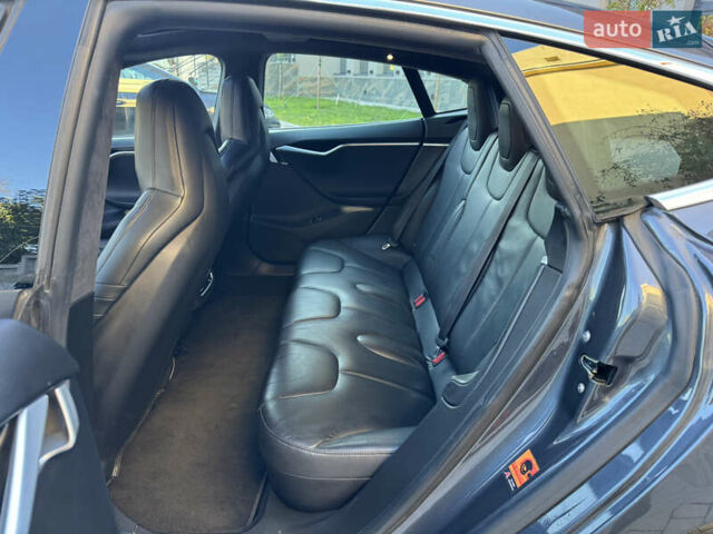 Серый Тесла Модель С, объемом двигателя 0 л и пробегом 160 тыс. км за 13499 $, фото 14 на Automoto.ua