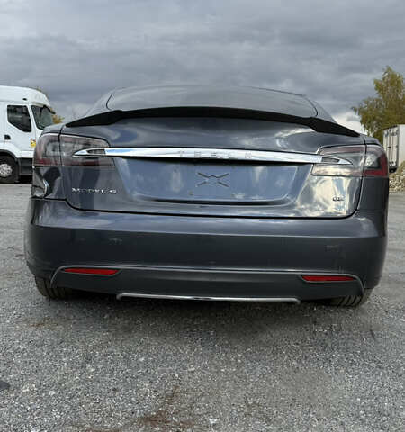 Тесла Модель С 2015 у Львові на Automoto.ua Сірий Тесла Модель С, об'ємом двигуна 0 л та пробігом 249 тис. км за 11000 $, фото 8 на Automoto.ua