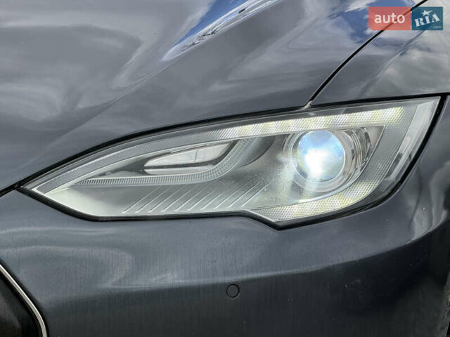 Серый Тесла Модель С, объемом двигателя 0 л и пробегом 220 тыс. км за 12700 $, фото 13 на Automoto.ua