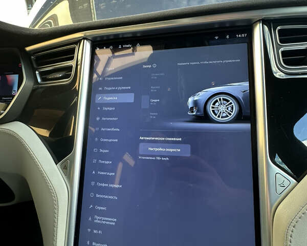 Серый Тесла Модель С, объемом двигателя 0 л и пробегом 113 тыс. км за 15200 $, фото 23 на Automoto.ua