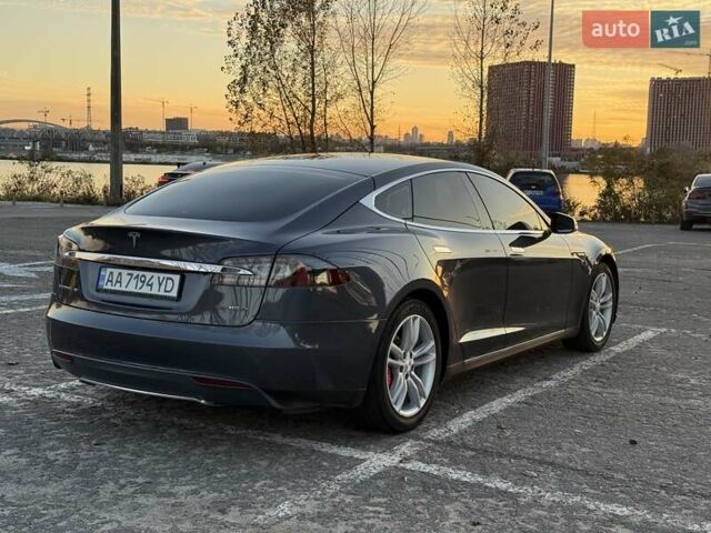 Сірий Тесла Модель С, об'ємом двигуна 0 л та пробігом 331 тис. км за 14999 $, фото 16 на Automoto.ua