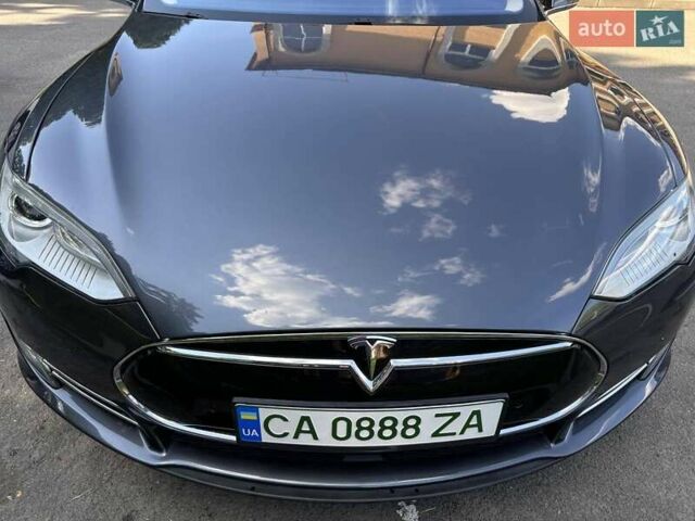 Сірий Тесла Модель С, об'ємом двигуна 0 л та пробігом 66 тис. км за 15000 $, фото 11 на Automoto.ua