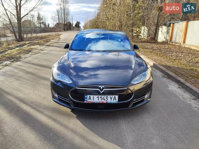 Серый Тесла Модель С, объемом двигателя 0 л и пробегом 240 тыс. км за 15800 $, фото 1 на Automoto.ua