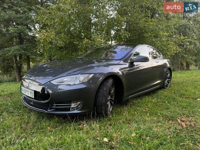 Серый Тесла Модель С, объемом двигателя 0 л и пробегом 298 тыс. км за 13900 $, фото 7 на Automoto.ua