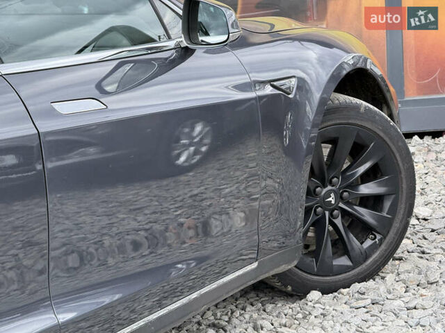 Серый Тесла Модель С, объемом двигателя 0 л и пробегом 220 тыс. км за 12700 $, фото 25 на Automoto.ua