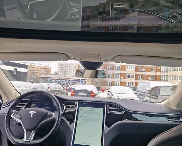 Сірий Тесла Модель С, об'ємом двигуна 0 л та пробігом 74 тис. км за 15499 $, фото 16 на Automoto.ua