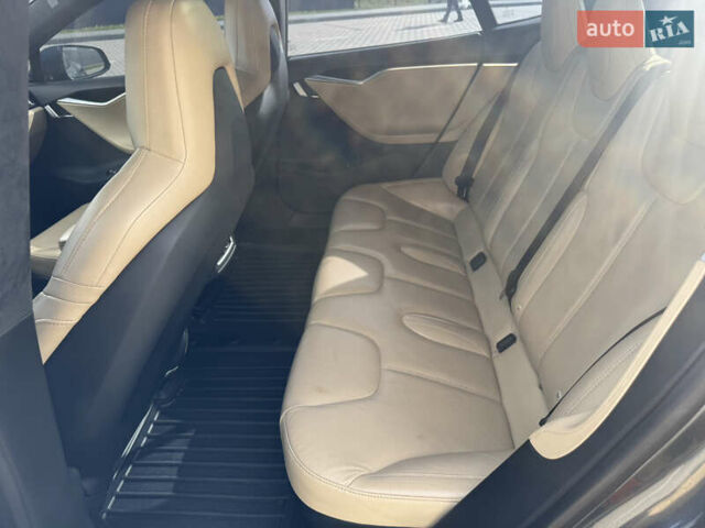Сірий Тесла Модель С, об'ємом двигуна 0 л та пробігом 186 тис. км за 18000 $, фото 25 на Automoto.ua